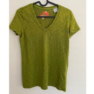 NIKE ACG green short sleeve